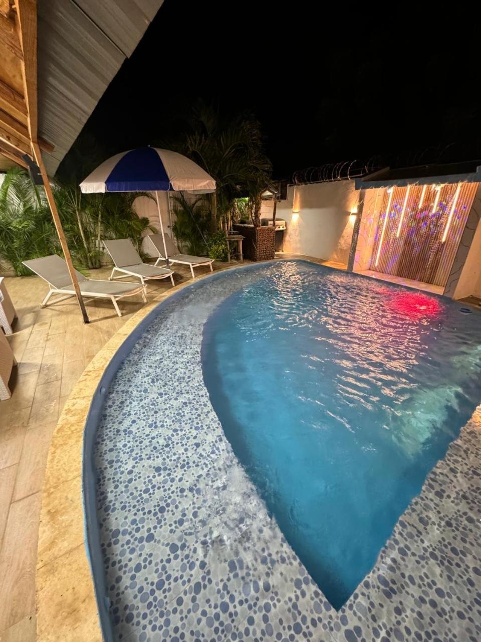 Villa Confortable Para 7 Personas Pedernales Exterior photo